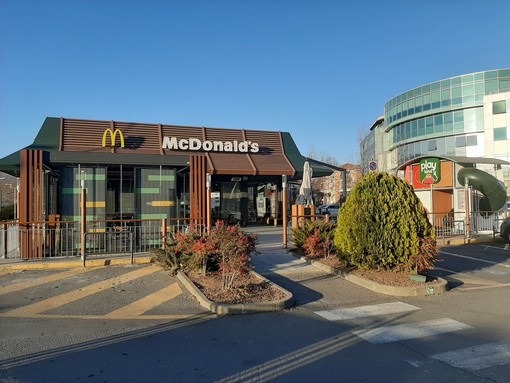 Il McDonald’s di zona Bogliette a Pinerolo