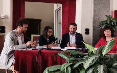 Educazione affettiva nelle scuole: il PD in campo per i giovani