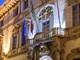 Le bandiere all'ingresso di Palazzo Lascaris, a Torino