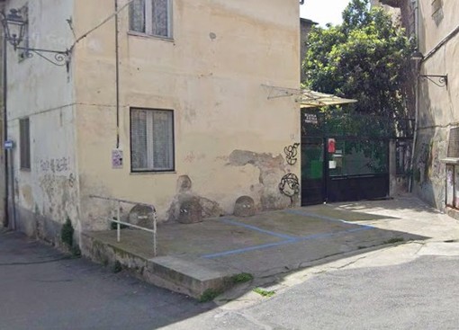 Italiano per stranieri/4: Scuola Senza Frontiere aiuta dalla seconda elementare alla fine delle superiori Italiano per stranieri/4: Scuola Senza Frontiere aiuta dalla seconda elementare alla fine delle superiori