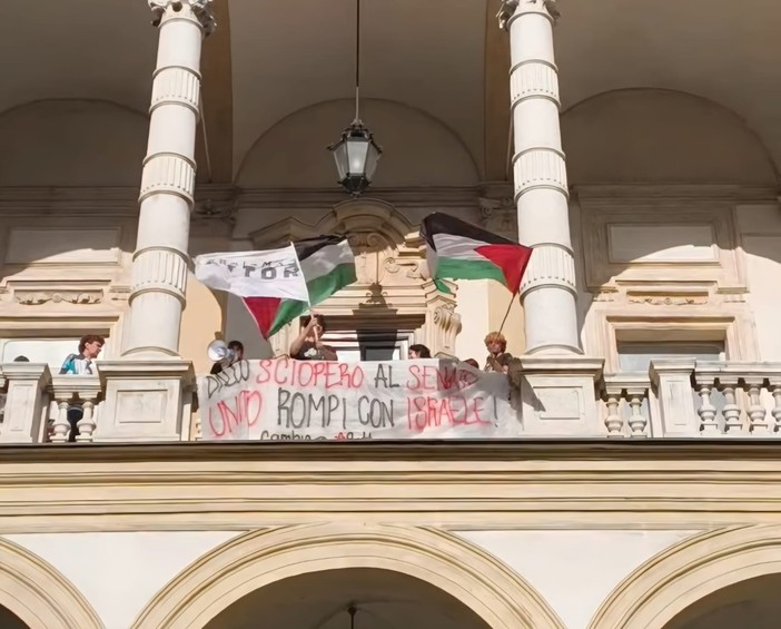 La protesta in corso in Rettorato