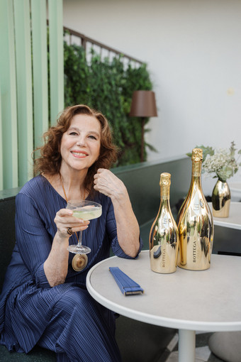 A Fiumicino Bottega festeggia gli 80 anni di Stefania Sandrelli A Fiumicino Bottega festeggia gli 80 anni di Stefania Sandrelli