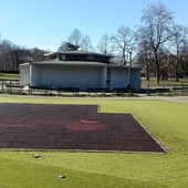 Le tristi condizioni del parco della giraffa Le tristi condizioni del parco della giraffa