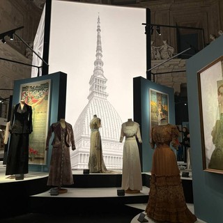 La mostra “Il corpo della città. Moda e arti Liberty e modernità 1884-1961” La mostra “Il corpo della città. Moda e arti Liberty e modernità 1884-1961”