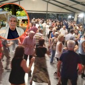 Novità dell’estate la tensostruttura per cantanti e ospiti