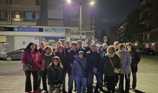 Foto di gruppo dei cittadini a Pozzo Strada