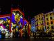 Le proiezioni luminose in piazza San Donato a Pinerolo (foto di Cinzia Consolati)