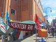 Il presidio di protesta davanti alla Rai