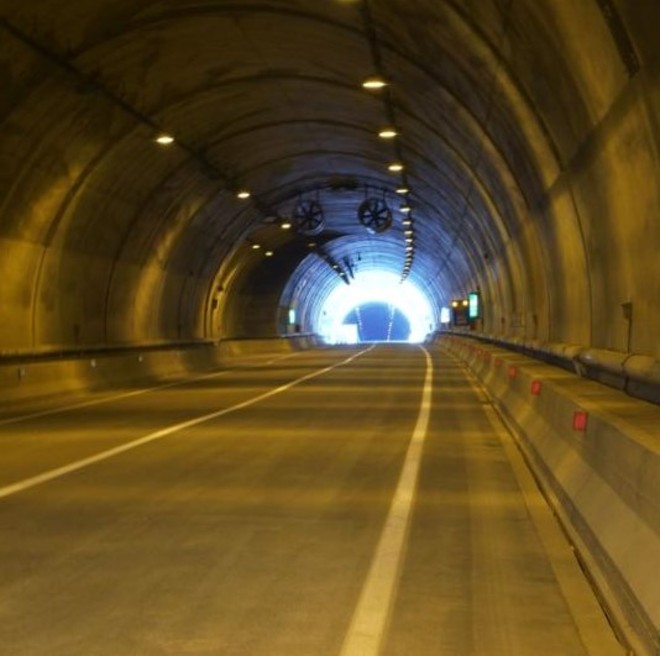 Guasto all’impianto antincendio: chiuse le gallerie di Porte