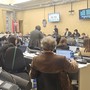 Pioggia di emendamenti, discussione arenata sull’Irpef: consiglieri in aula anche di sabato