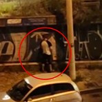 Schiamazzi e notti insonni per il bar aperto h24, i residenti: “Qualcuno intervenga” Schiamazzi e notti insonni per il bar aperto h24, i residenti: “Qualcuno intervenga”