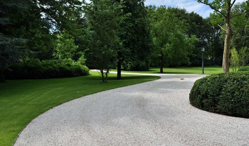 Ecco come cambia strada Mongreno Ecco come cambia strada Mongreno