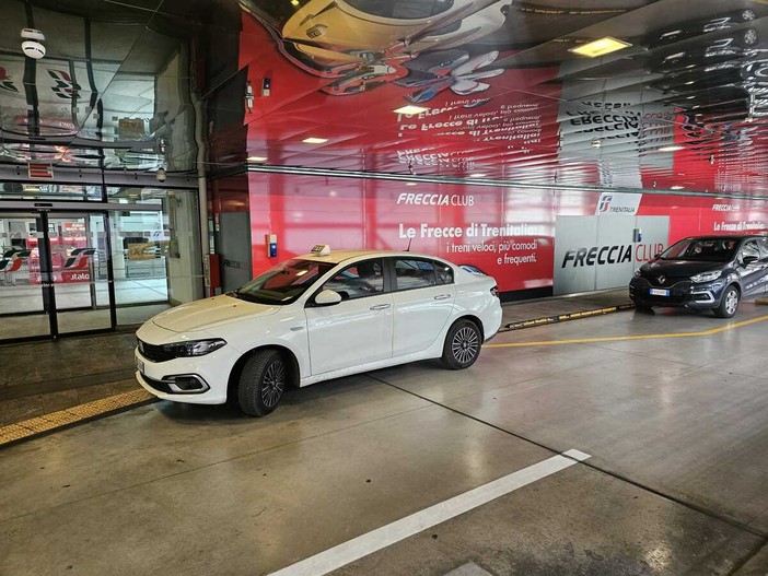 Porta Susa: un solo posto resta destinato ai taxisti