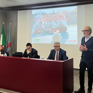 Un momento della conferenza stampa Un momento della conferenza stampa