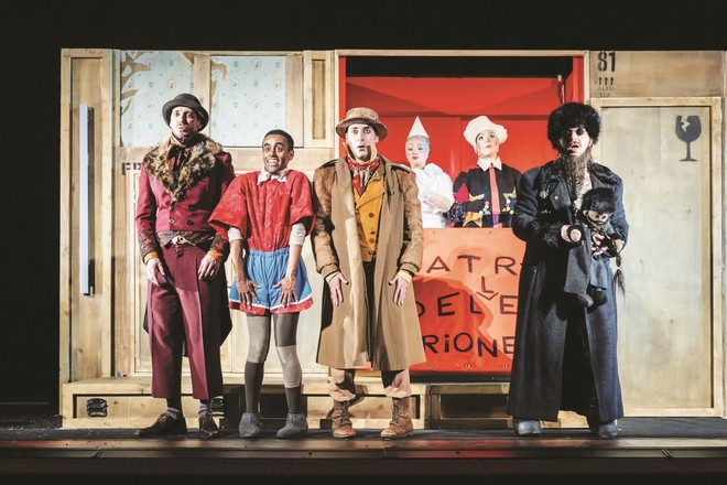 Il teatro Carignano apre alle famiglie: fino al 4 gennaio va in scena &quot;Pinocchio&quot;