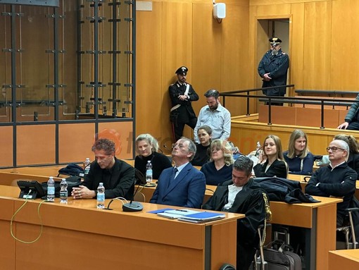 Il verdetto è appena arrivato nell'aula 6 del Palazzo di Giustizia &quot;Bruno Caccia&quot; di Torino