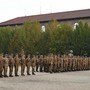 Reparti schierati per l'alzabandiera Reparti schierati per l'alzabandiera