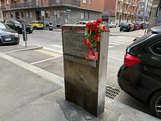Le rose per il partigiano Pantini