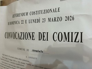 Al voto per il referendum Al voto per il referendum