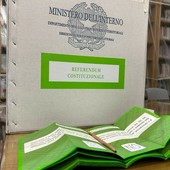 Referendum Giustizia, le torinesi "mammadimerda": "Stop ai seggi nelle scuole"