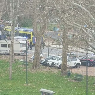 La foto scattata da un cittadino in piazza Sofia mostra l'arrivo del 112