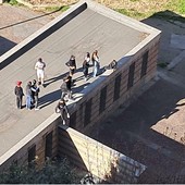 I ragazzini sul tetto del garage