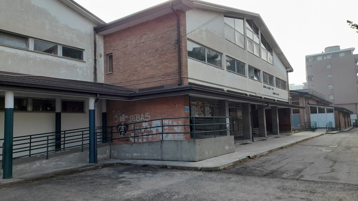 La scuola Rodari La scuola Rodari