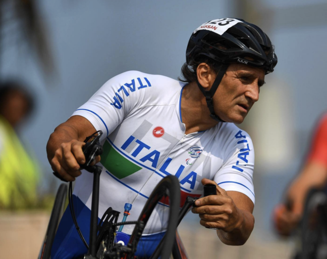 Alex Zanardi, foto dal profilo Instragram