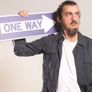 Summerland Fest, il primo appuntamento è 'Santo Subito' di Stefano Gorno Summerland Fest, il primo appuntamento è 'Santo Subito' di Stefano Gorno