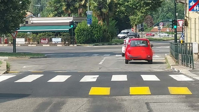 Un nuovo dosso davanti al Liceo Francese