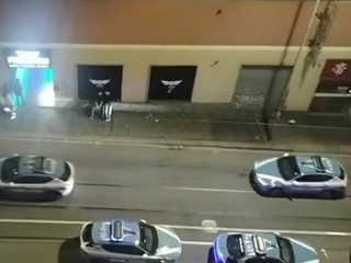 Notte agitata in via Cigna