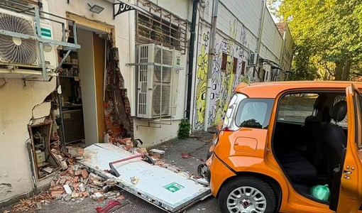 I ladri hanno usato una Fiat Panda rubata