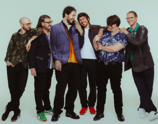 Pinguini Tattici Nucleari: il live dell'Hello World Tour all'Inalpi Arena