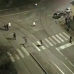 Notte agitata in via Cigna