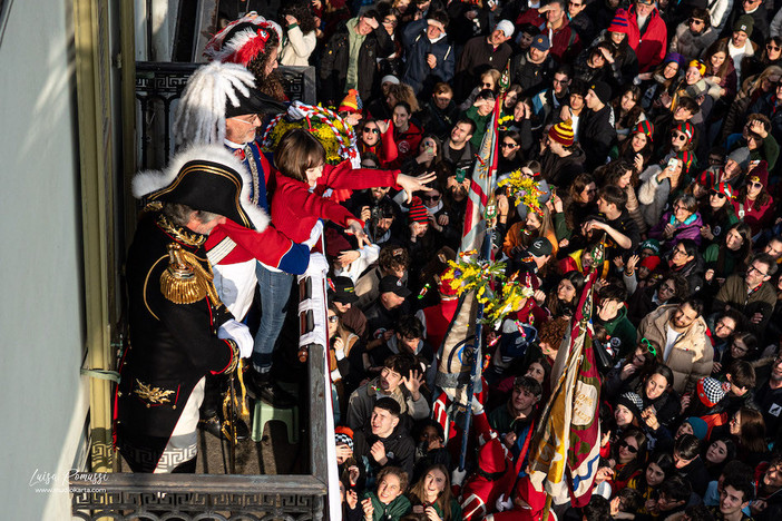 Storico Carnevale di Ivrea: tornano le Alzate degli Abbà