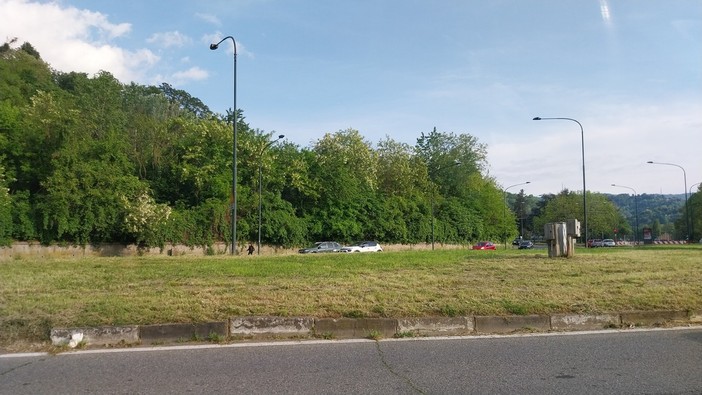 Sfalcio dell'erba in Circoscrizione 7