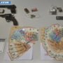 Droga, spaccio e armi: scattate le manette per due 24enni Droga, spaccio e armi: scattate le manette per due 24enni