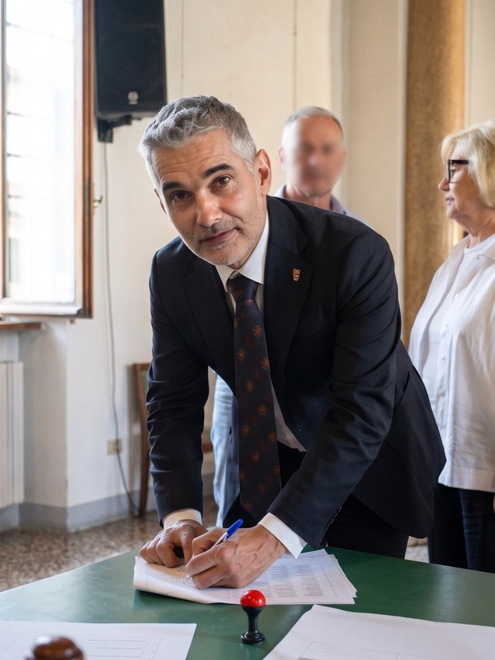 Siglato l'accordo a Carmagnola con il sindaco Sicchiero Siglato l'accordo a Carmagnola con il sindaco Sicchiero