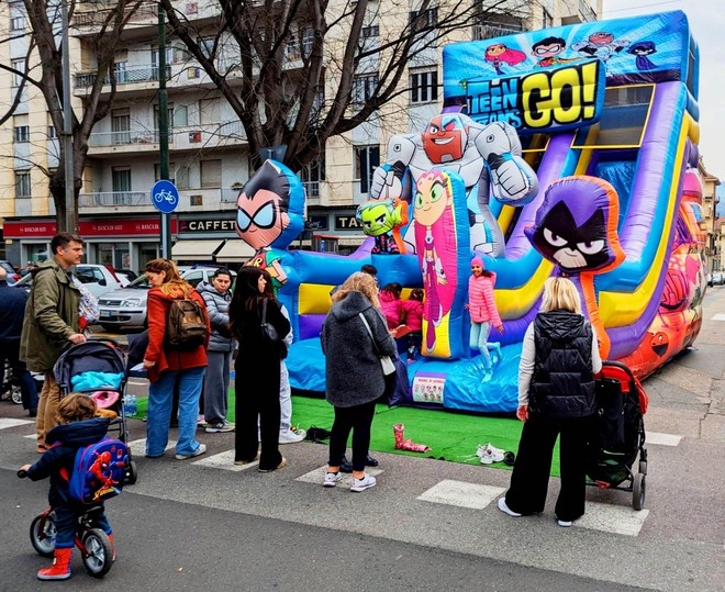 Negozi aperti e strada pedonale, torna la festa di via Nizza Negozi aperti e strada pedonale, torna la festa di via Nizza