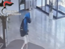 Ruba un orologio da 10mila euro dallo spogliatoio delle Terme di Premia, arrestato 45enne torinese VIDEO