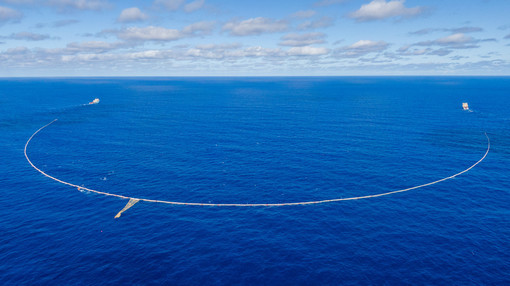 Scatto dal sito theoceancleanup.com Oceano Pacifico Scatto dal sito theoceancleanup.com Oceano Pacifico