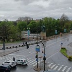 &quot;Impossibile dormire fino alle 3”: rivolta del parroco e dei fedeli contro il locale sul Po