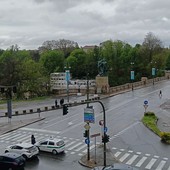 &quot;Impossibile dormire fino alle 3”: rivolta del parroco e dei fedeli contro il locale sul Po