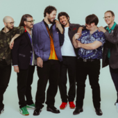 Pinguini Tattici Nucleari: il live dell'Hello World Tour all'Inalpi Arena
