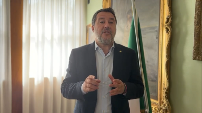 Rush finale a Moncalieri: Salvini lancia Maurizio Fontana e la squadra della Lega [VIDEO]