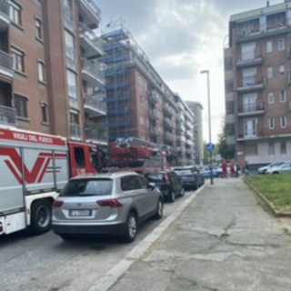 Santa Rita, è sceso l'uomo che minacciava di lanciarsi dal tetto da due giorni