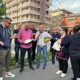 Il sopralluogo della Circoscrizione 5 in via Druento