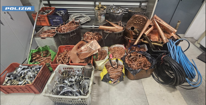 Tonnellate di rame e altri metalli rubati: a Torino in manette due stranieri