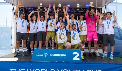 Gli atleti classificati al secondo posto Gli atleti classificati al secondo posto