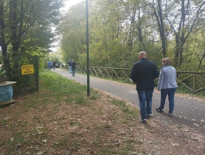 Il sopralluogo della Circoscrizione 5 a parco Calabria